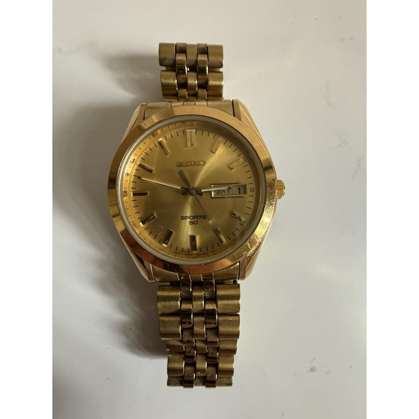 Seiko Sports Watch Men Gold Dial Gold Tone Daydate Round 7n438b49 Seiko Sports Watch Men Gold Dial Gold Tone Daydate Round 7n438b49